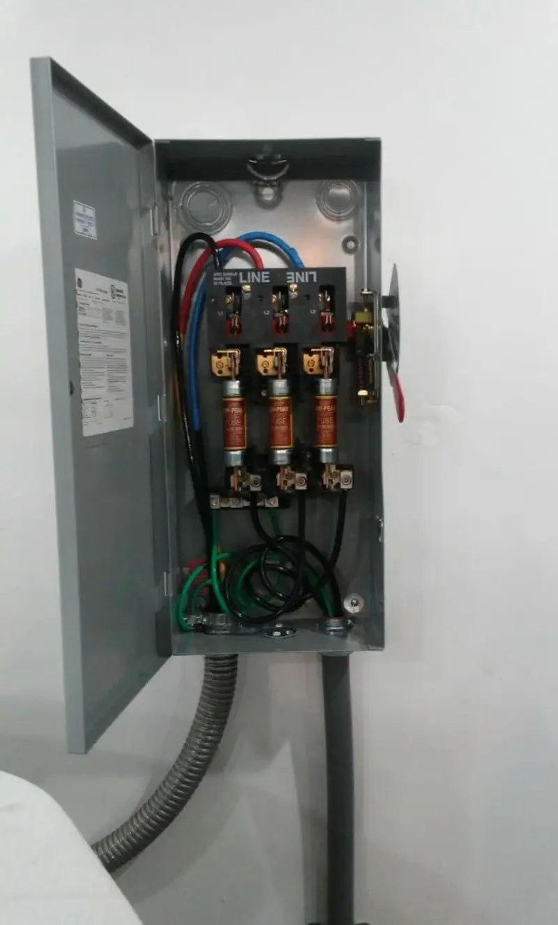 Three-phase disconnect switch installed for Electrical Wiring & Rewiring in Sedona
